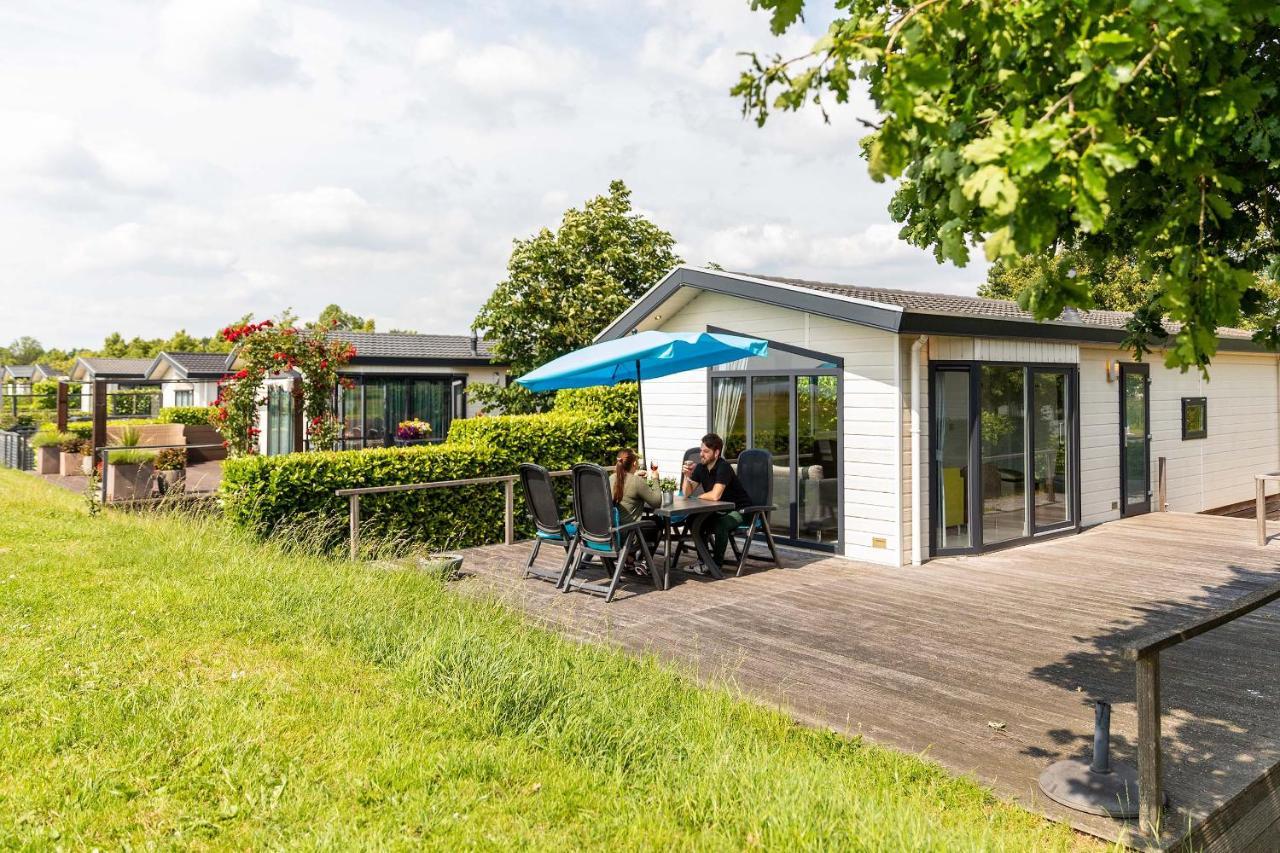 Topparken - Recreatiepark Het Esmeer Aalst 객실 사진